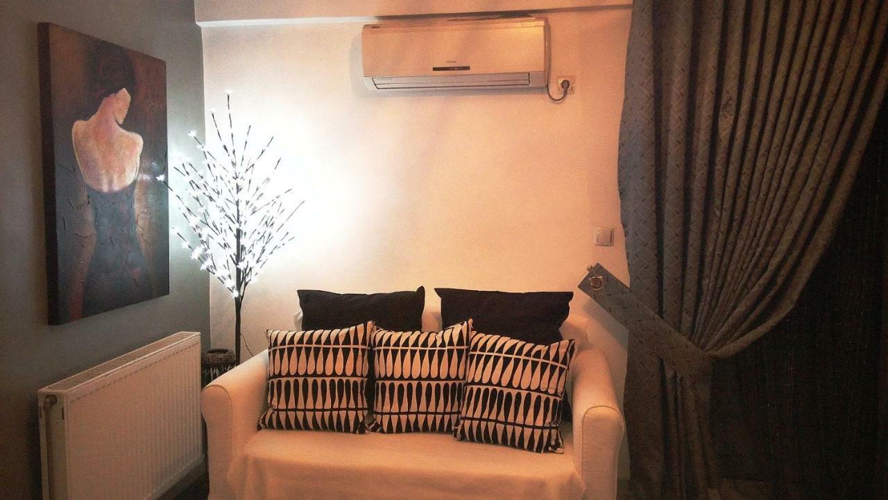 Greek Hospitality 2 Daire Atina Dış mekan fotoğraf